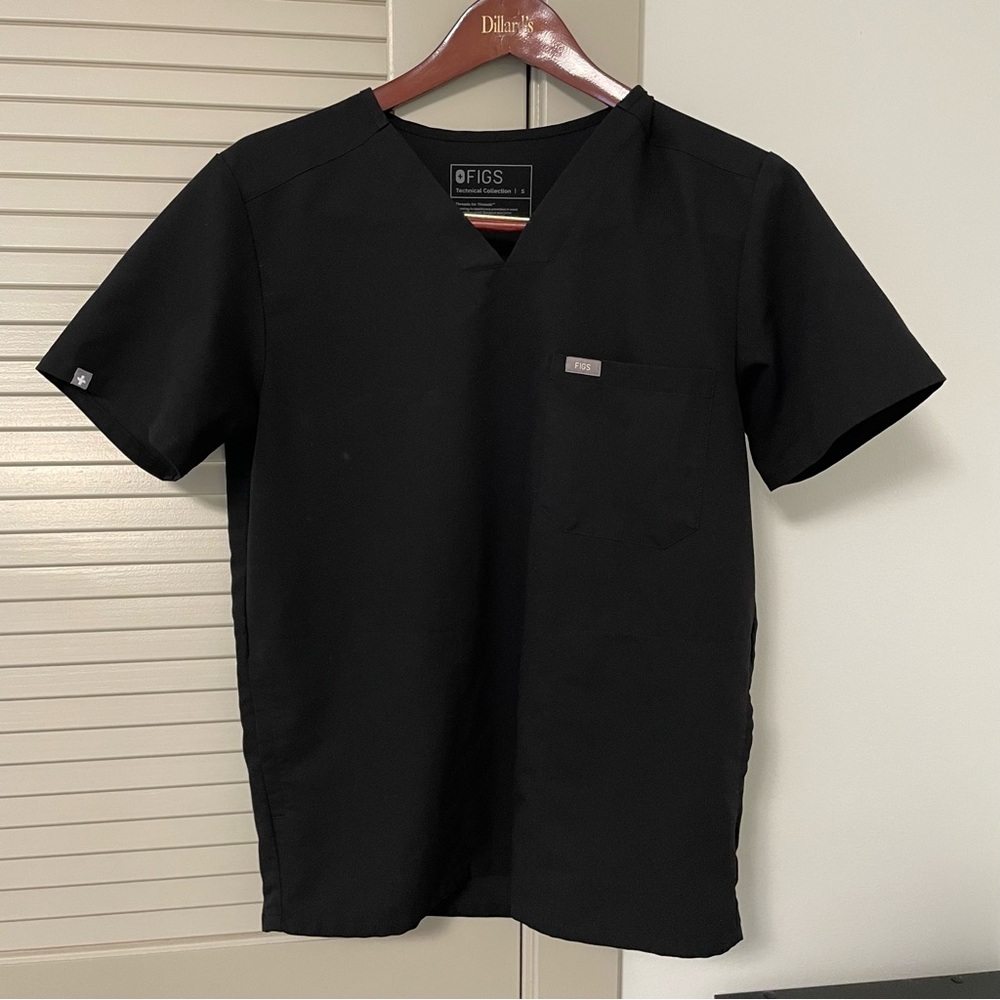 Figs Scrub Top Size Small in Black